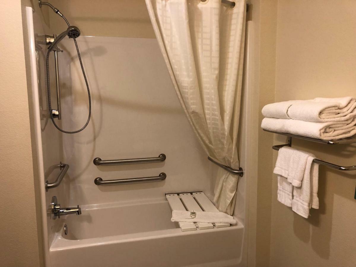 Cobblestone Hotel & Suites - Paxton Luaran gambar